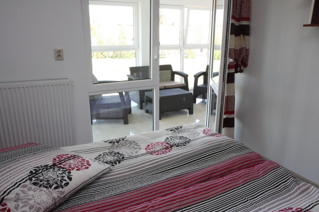 Diament Bed and Breakfast Rewal Eksteriør billede