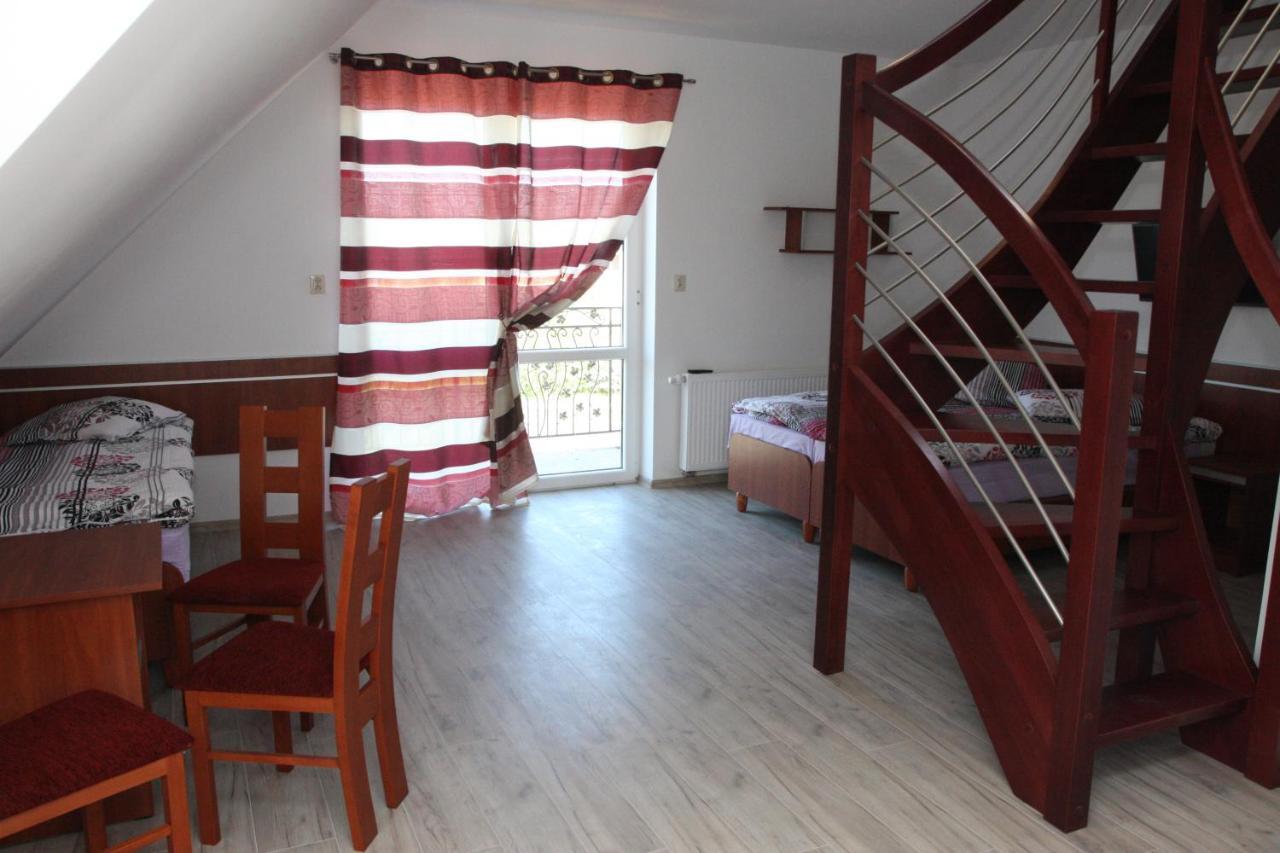 Diament Bed and Breakfast Rewal Eksteriør billede